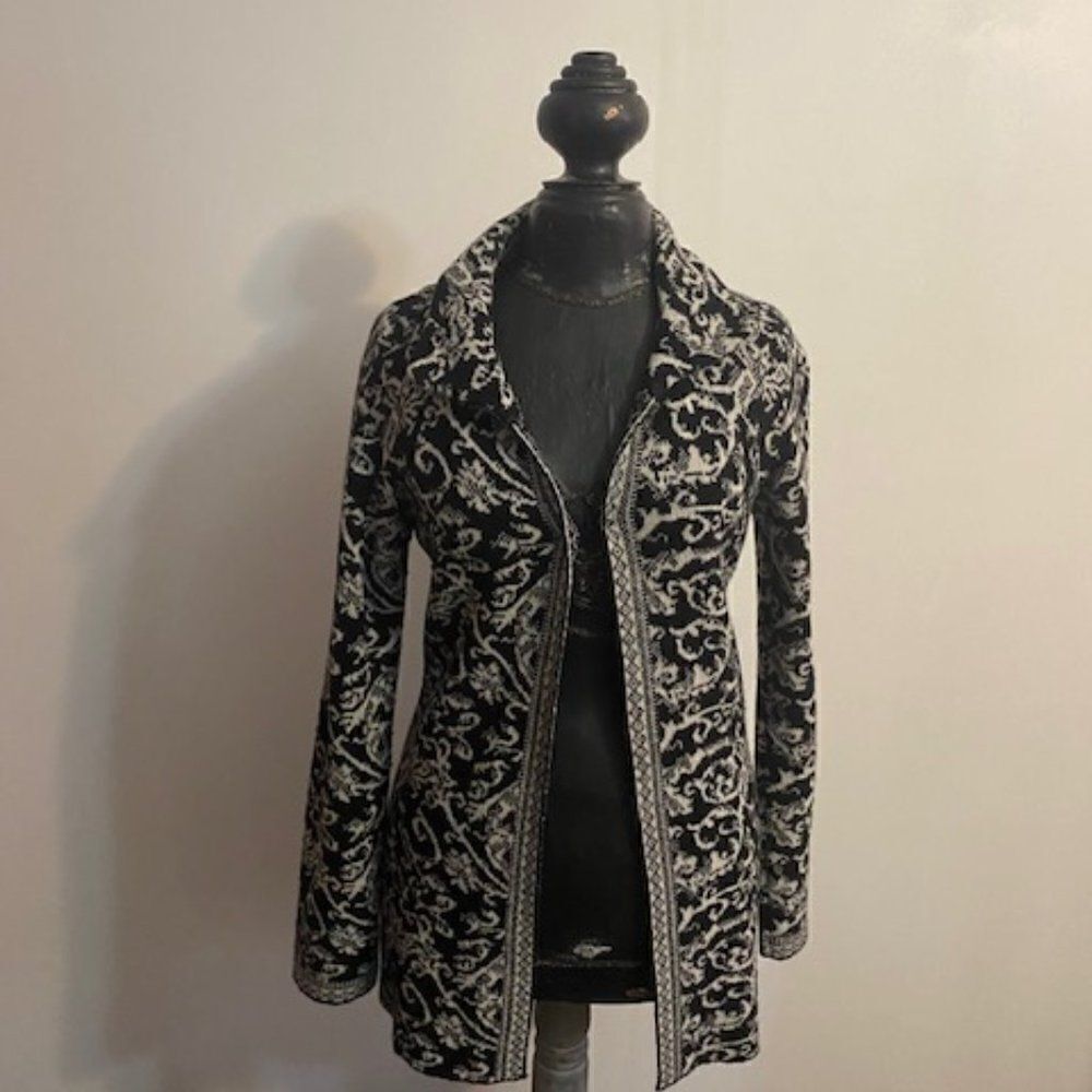 A. IDA Black, White Cardigan with collar, size Small